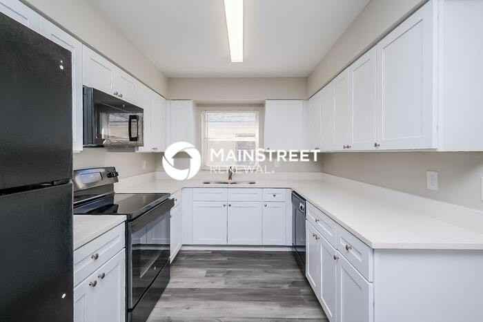 9311 N 12th St - Photo 7 of 16