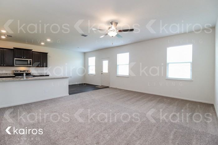 3974 Turtle Creek - Photo 6 of 17