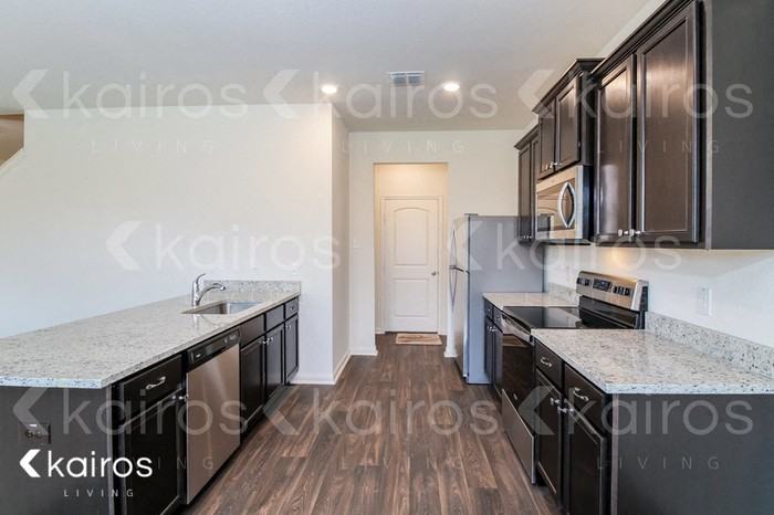 3974 Turtle Creek - Photo 7 of 17