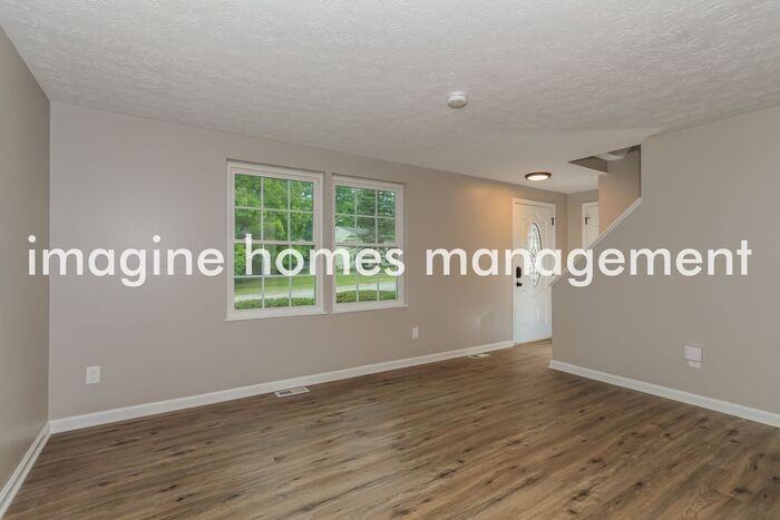 781 Laverty Ln - Photo 4 of 16