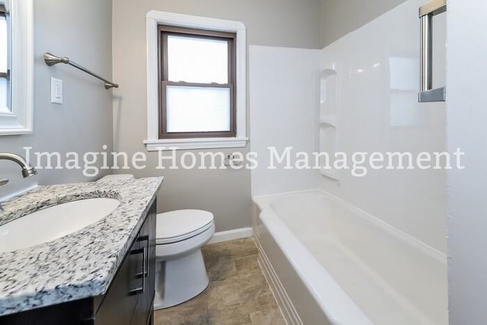 4338 W 229th St - Photo 7 of 11