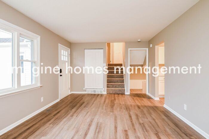 6510 Glenallen Ave - Photo 4 of 16