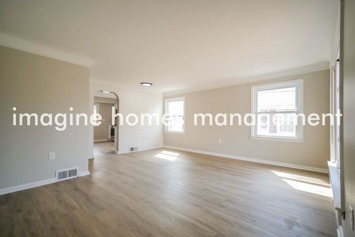 4803 Grace Rd - Photo 5 of 18