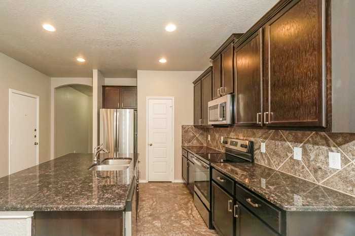 1534 Dancing Wolf - Photo 7 of 16