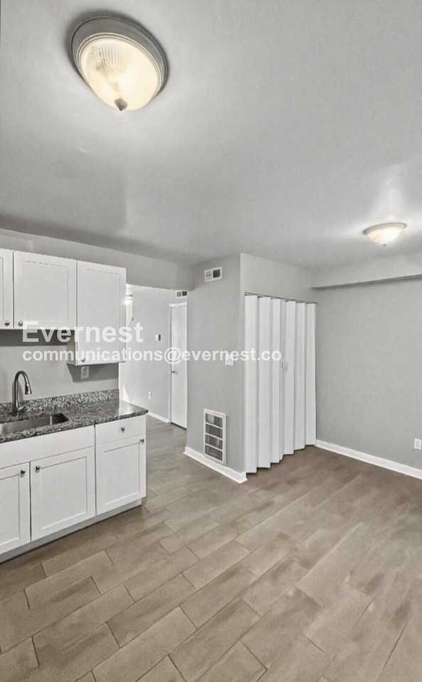 1319 Minefee St - Photo 7 of 17