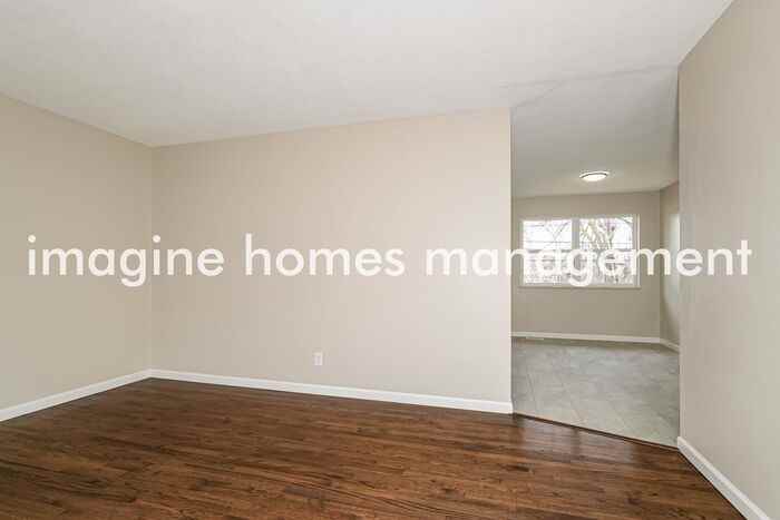 1264 Roth Hill Dr - Photo 5 of 22