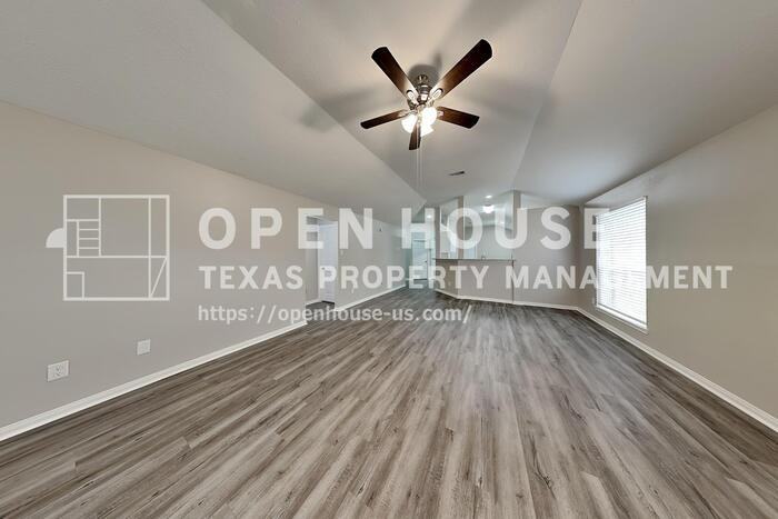 12234 Innisfall Cir - Photo 5 of 20