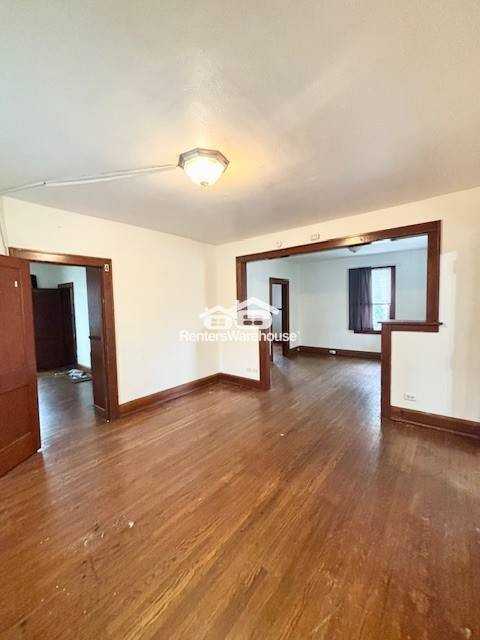 311 8th Ave S - Photo 3 of 18