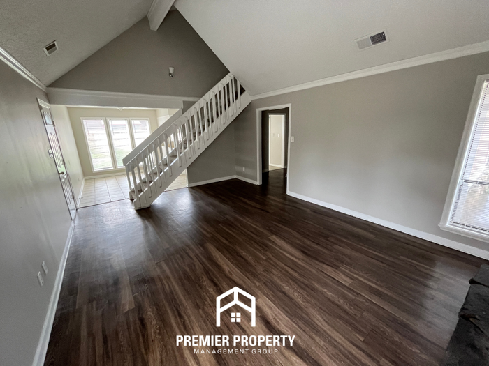 3379 Spring Shadow Dr - Photo 3 of 26