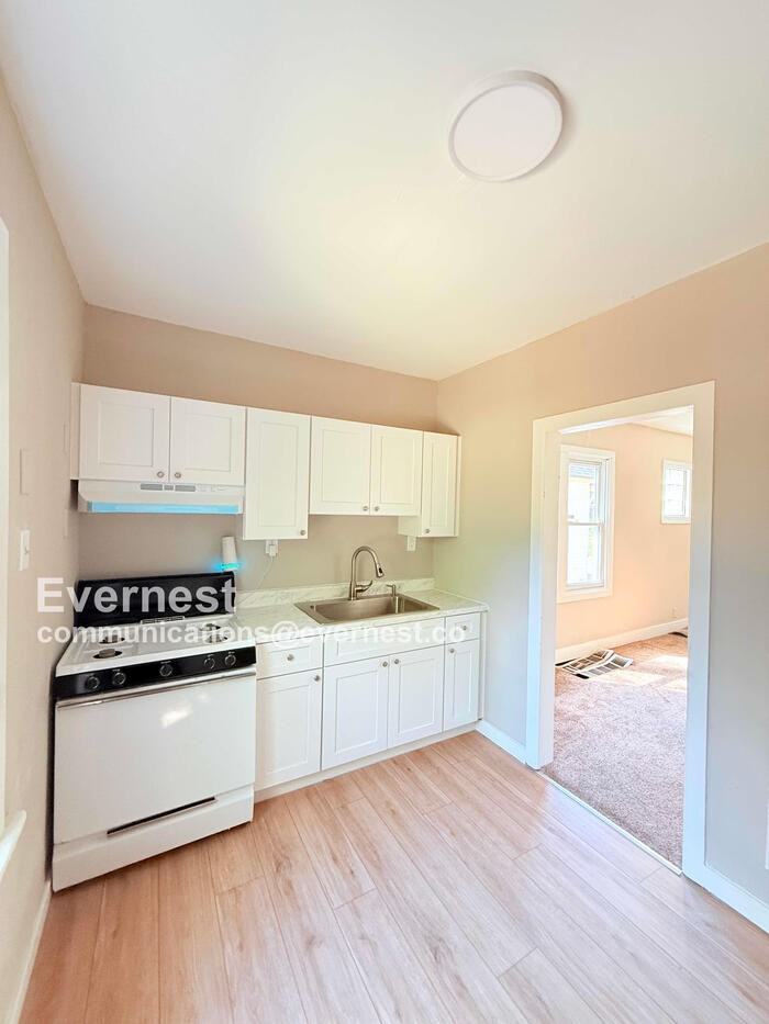 14600 Lauder St - Photo 2 of 26