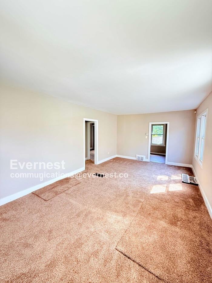 14600 Lauder St - Photo 6 of 26