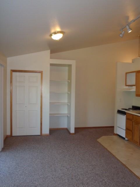 1409 S 3rd St W #16 - Photo 4 of 14