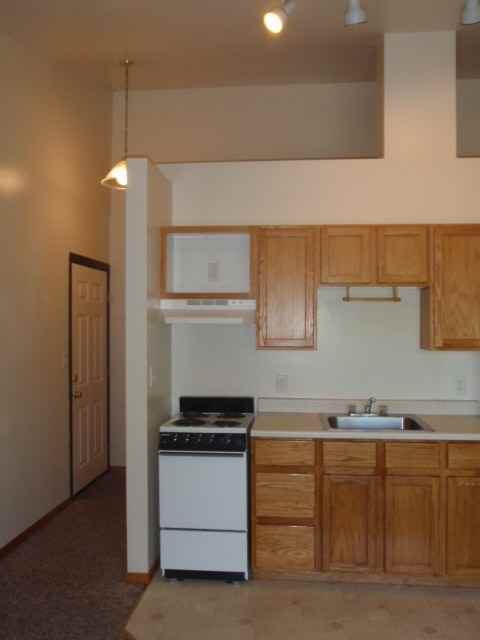 1409 S 3rd St W #16 - Photo 5 of 14