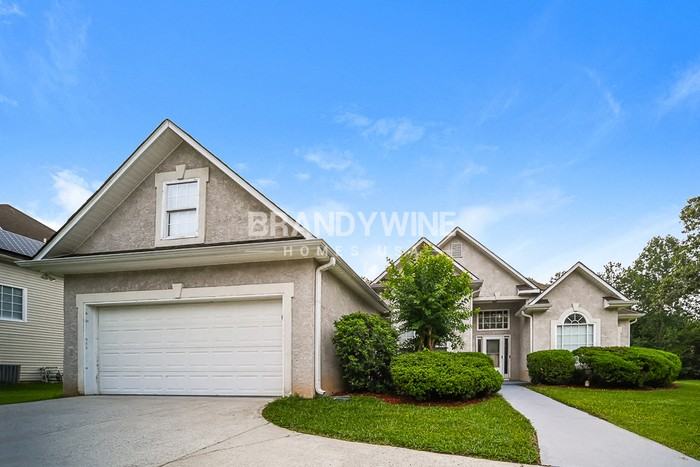 6366 Wellesley Dr - Photo 2 of 20