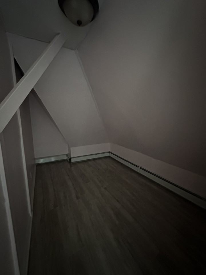 73 Mapes Ave #3 - Photo 4 of 6