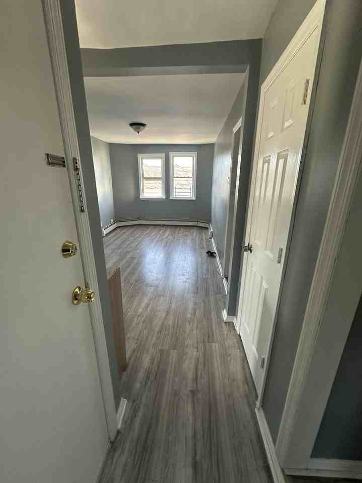 73 Mapes Ave #3 - Photo 6 of 6