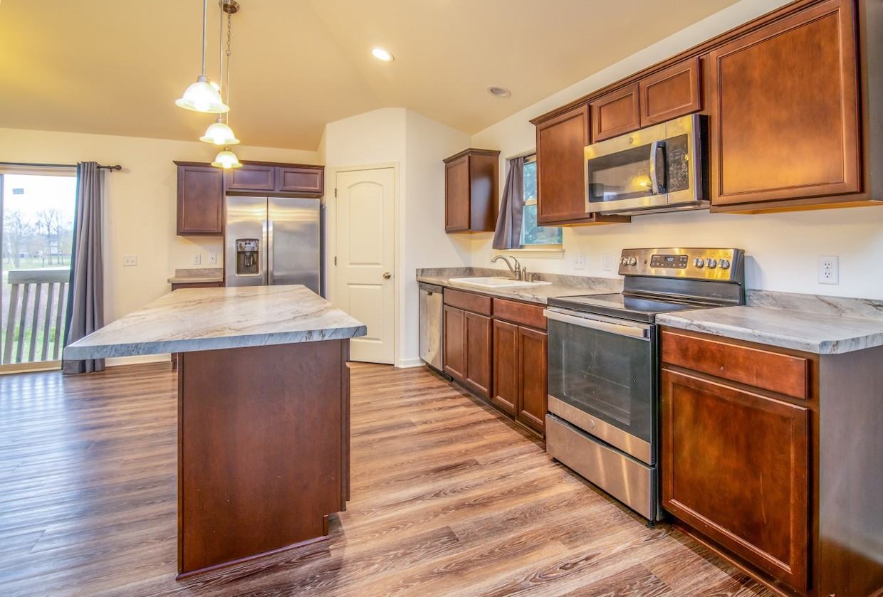 501 Cobblestone Way #NA - Photo 5 of 18