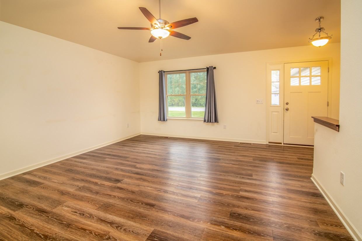 501 Cobblestone Way #NA - Photo 7 of 18