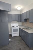 featured image of 2 Claremont Pl #B