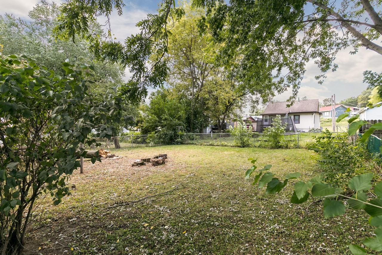 903 Hudson Ave #NA - Photo 3 of 20