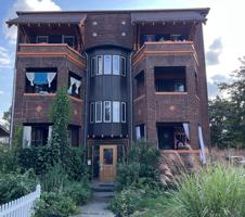 featured image of 798 W Market St #10