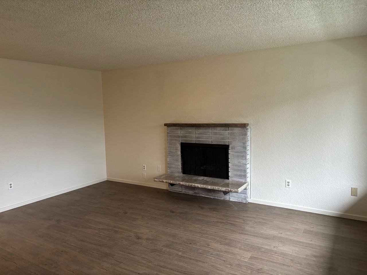 10428 29th St E #10428 - Photo 3 of 12