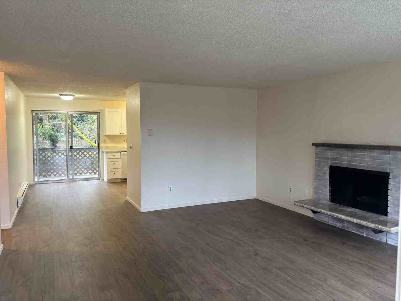 10428 29th St E #10428 - Photo 4 of 12