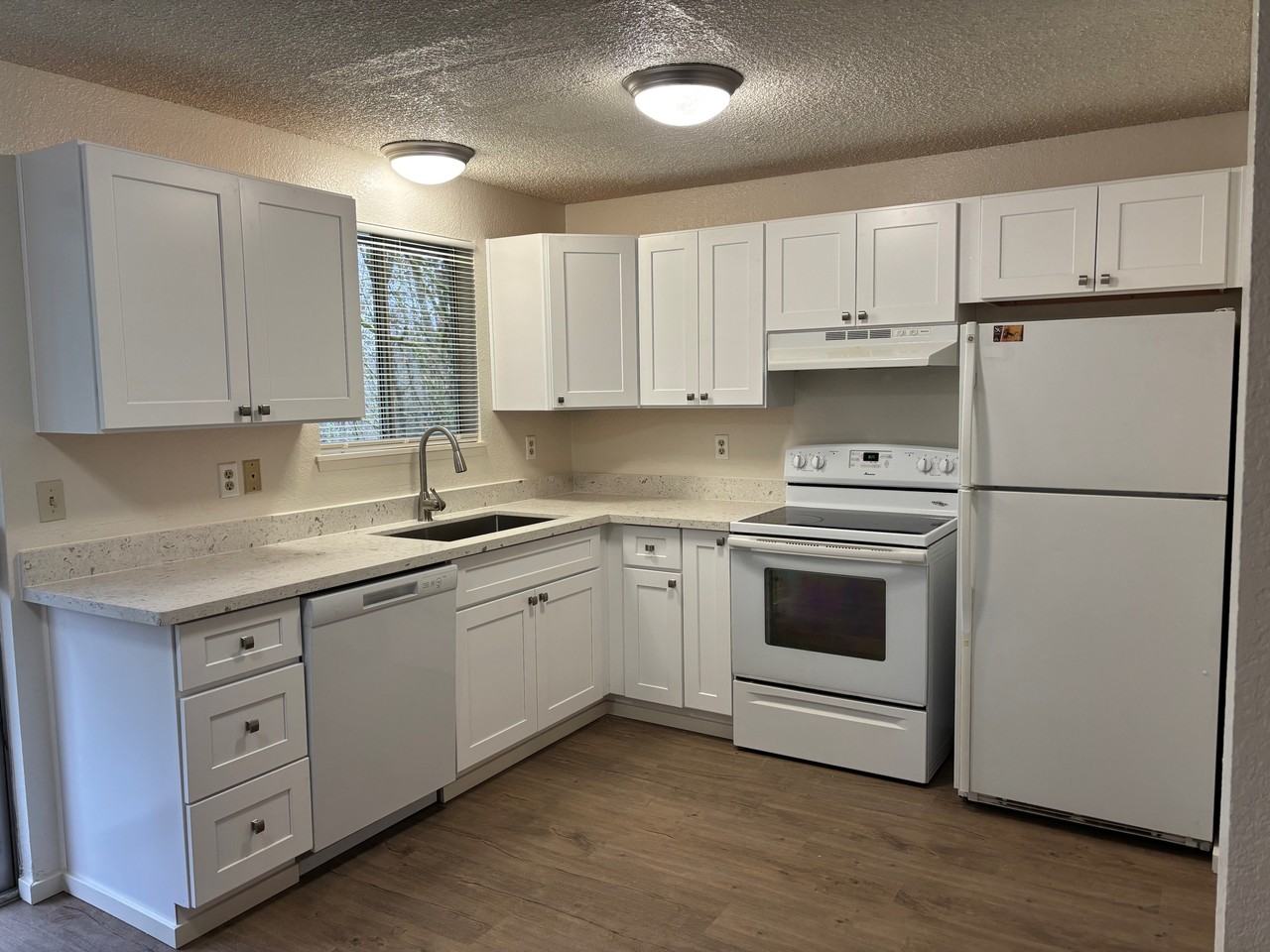 10428 29th St E #10428 - Photo 6 of 12