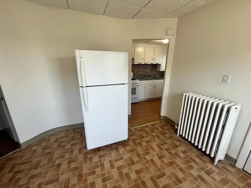 78 Falcon St #2 - Photo 4 of 12