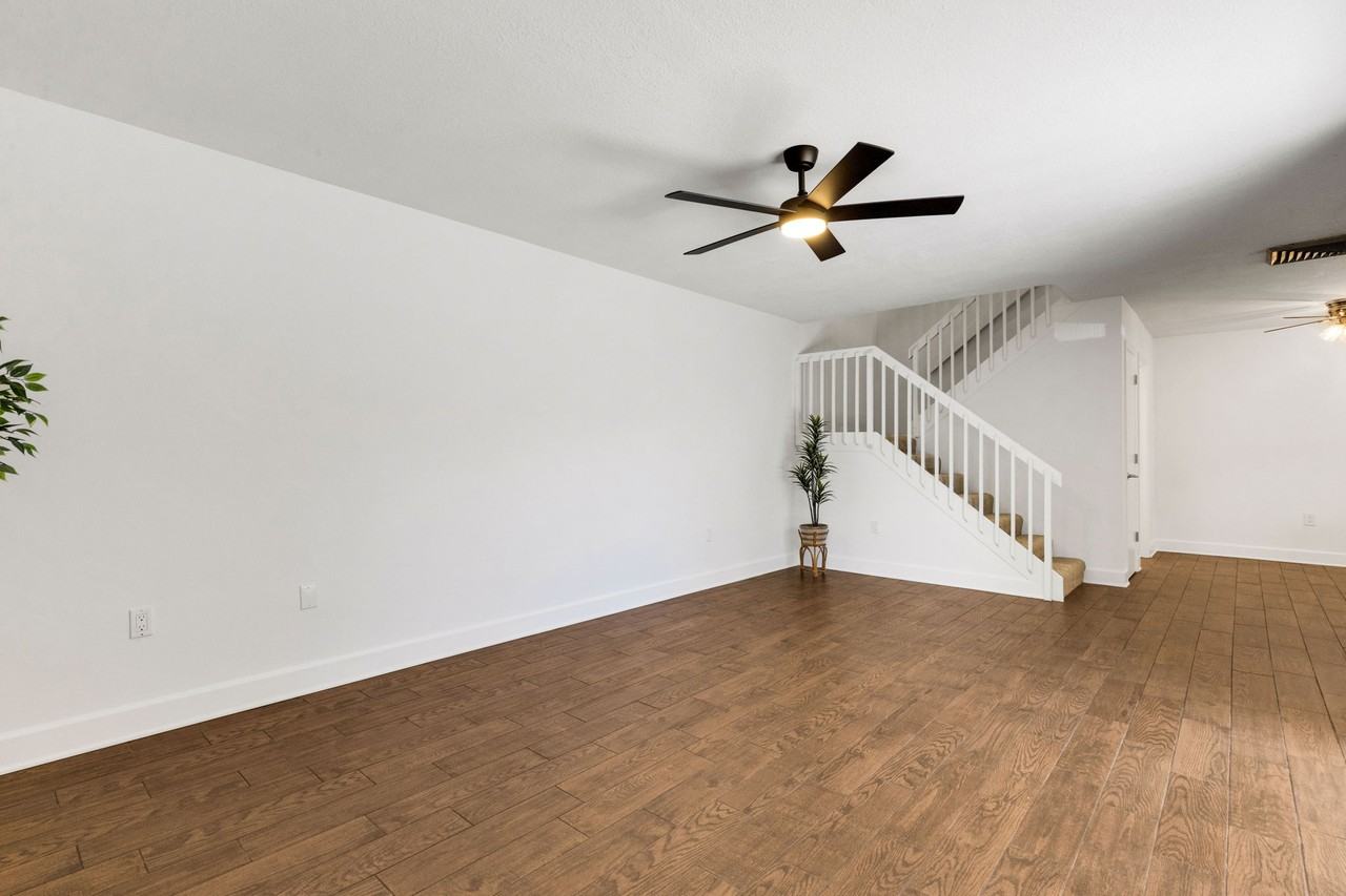 2728 5th Ct #NA - Photo 2 of 39