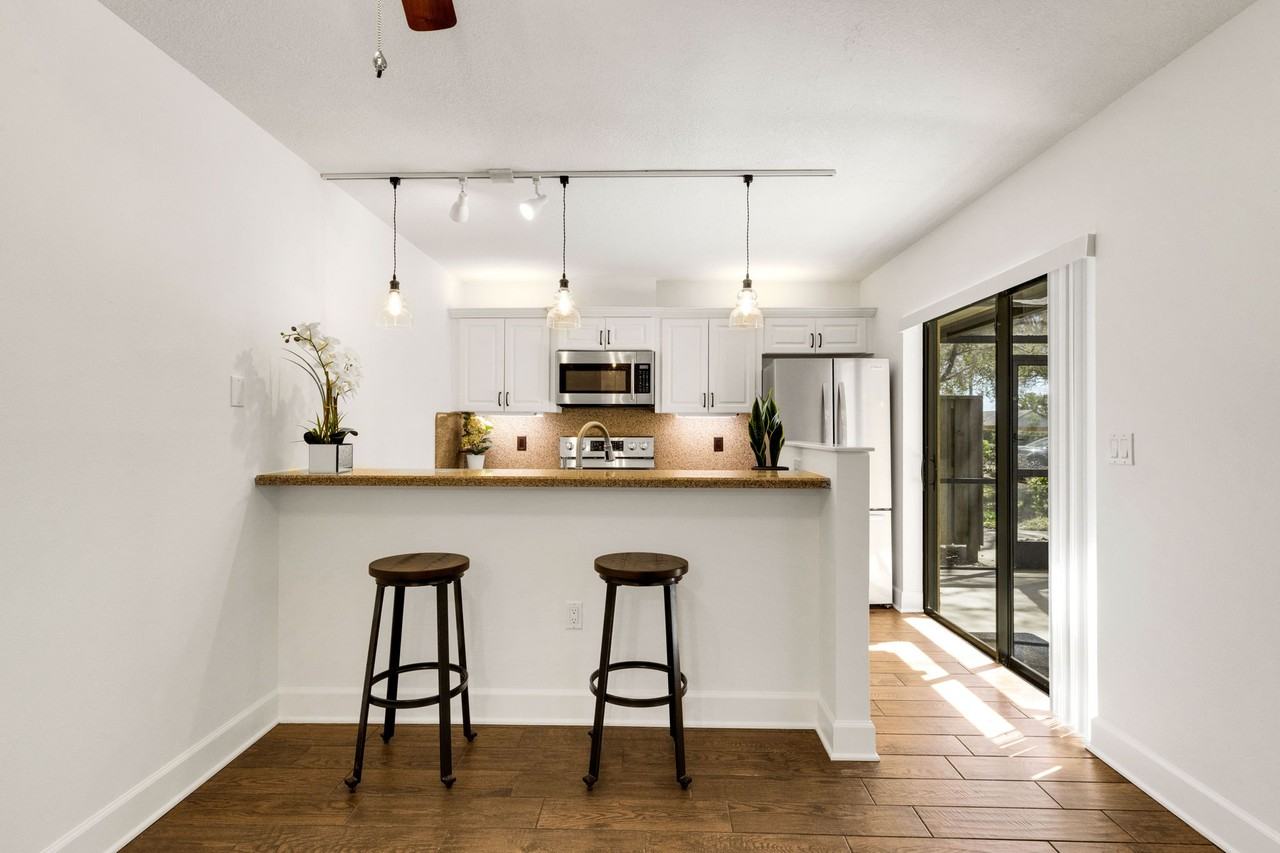 2728 5th Ct #NA - Photo 6 of 39