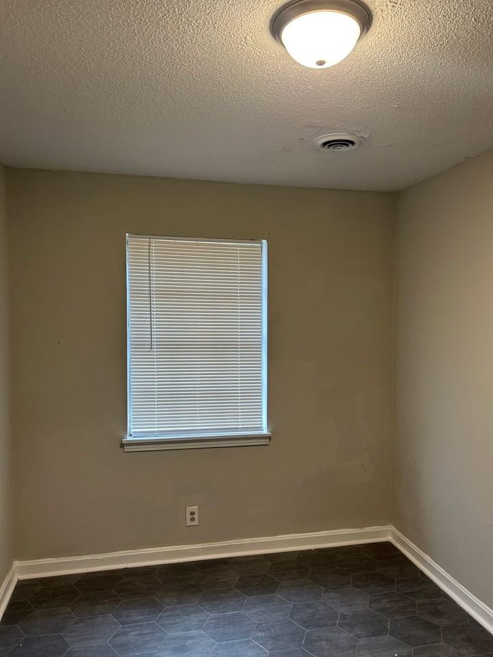 59 Craig St #NA - Photo 4 of 7