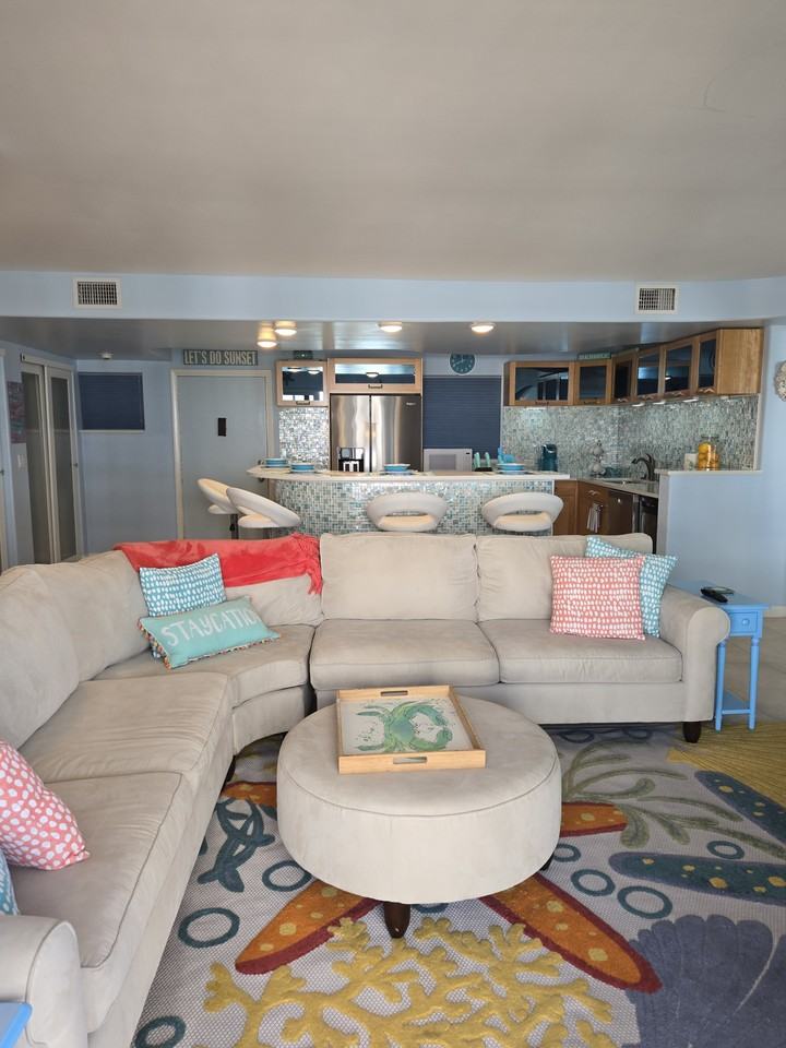 800 Benjamin Franklin Dr #604 - Photo 7 of 19