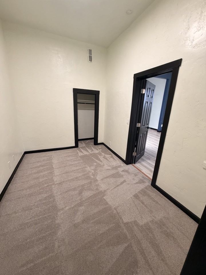 242 Pitkin Ave #NA - Photo 3 of 7