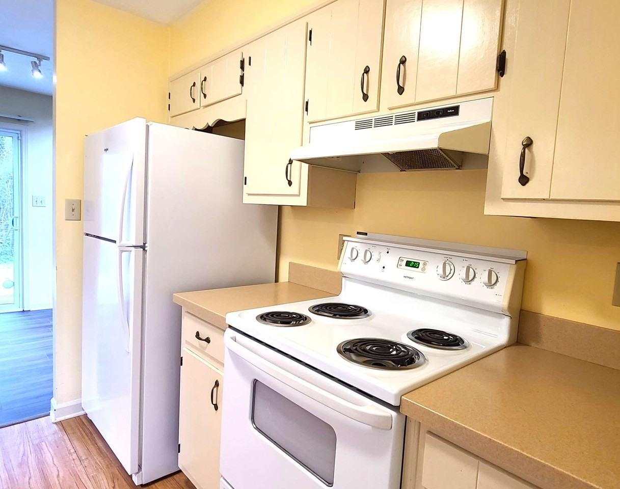 2228 N Woods Ct #NA - Photo 4 of 18