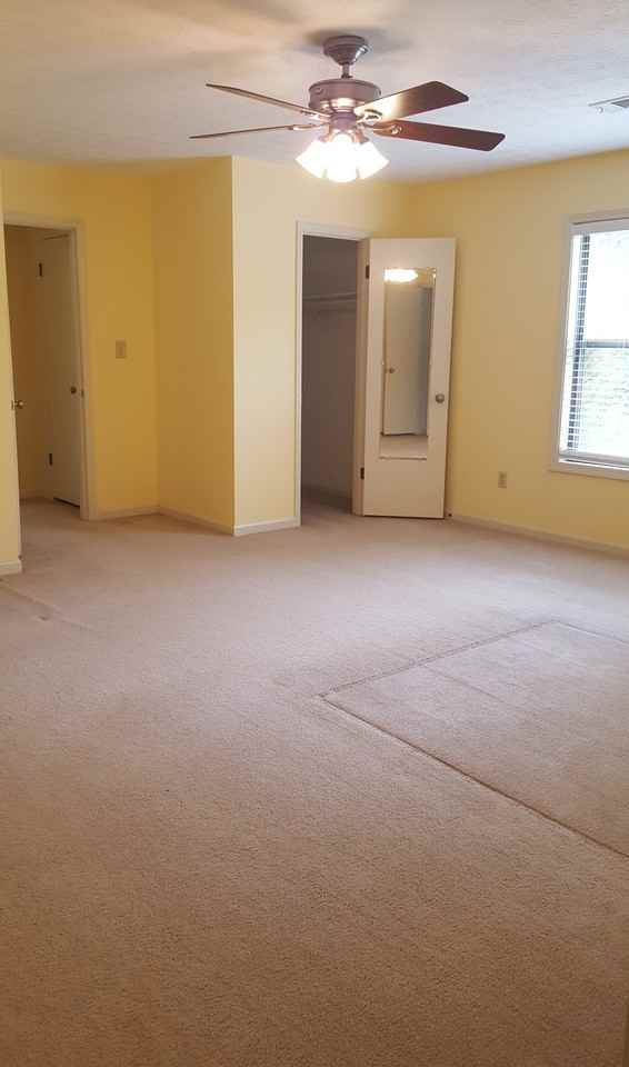 2228 N Woods Ct #NA - Photo 6 of 18