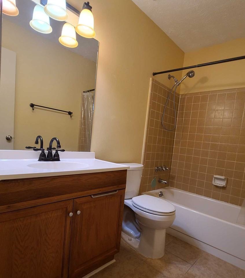 2228 N Woods Ct #NA - Photo 7 of 18