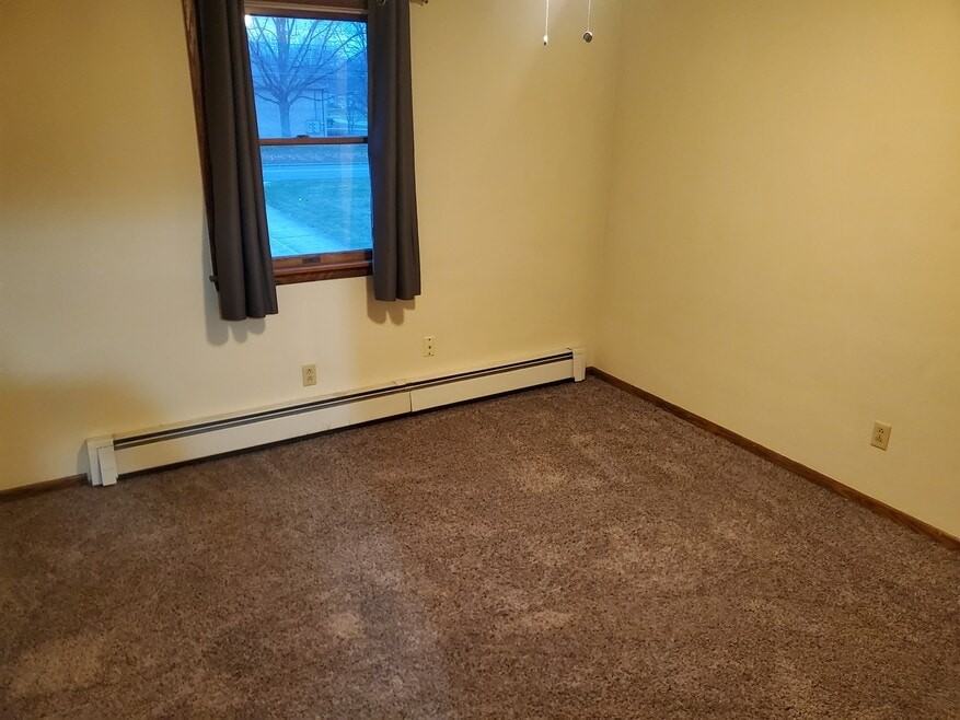 5721 Sheridan Rd #2 - Photo 2 of 16