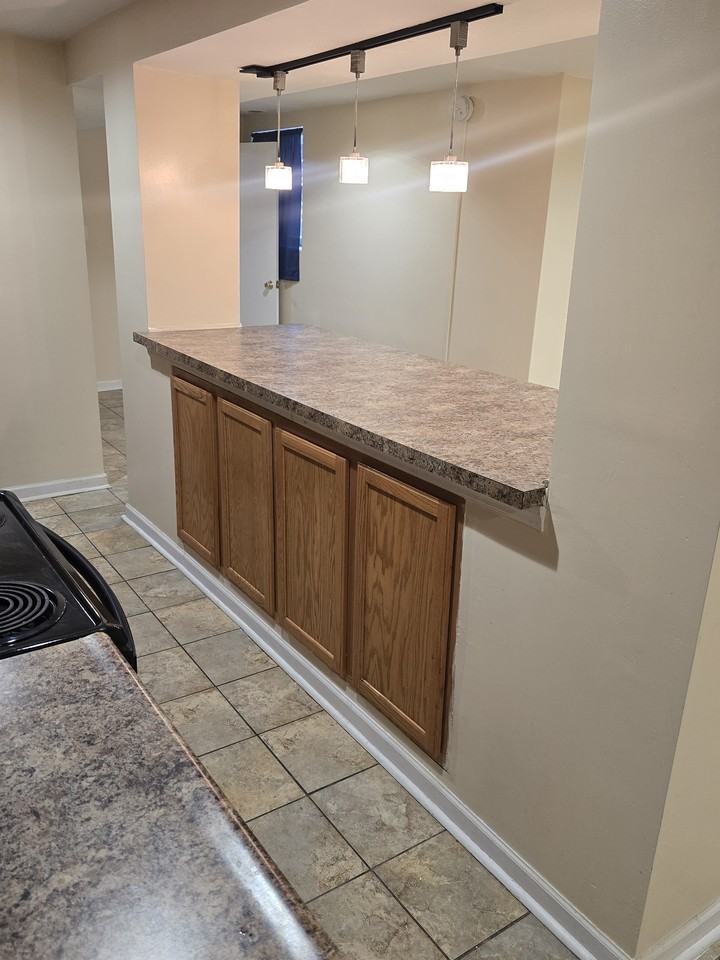 645 L St Ne - Photo 7 of 19