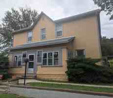 featured image of 814 S 4th St #2