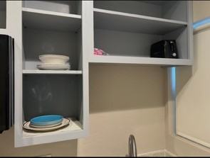 439 Jeffries St #5 - Photo 4 of 8