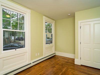 318 Pleasant St #1 - Photo 5 of 7