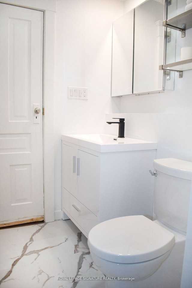 493 Saint Clarens Avenue - Photo 6 of 15