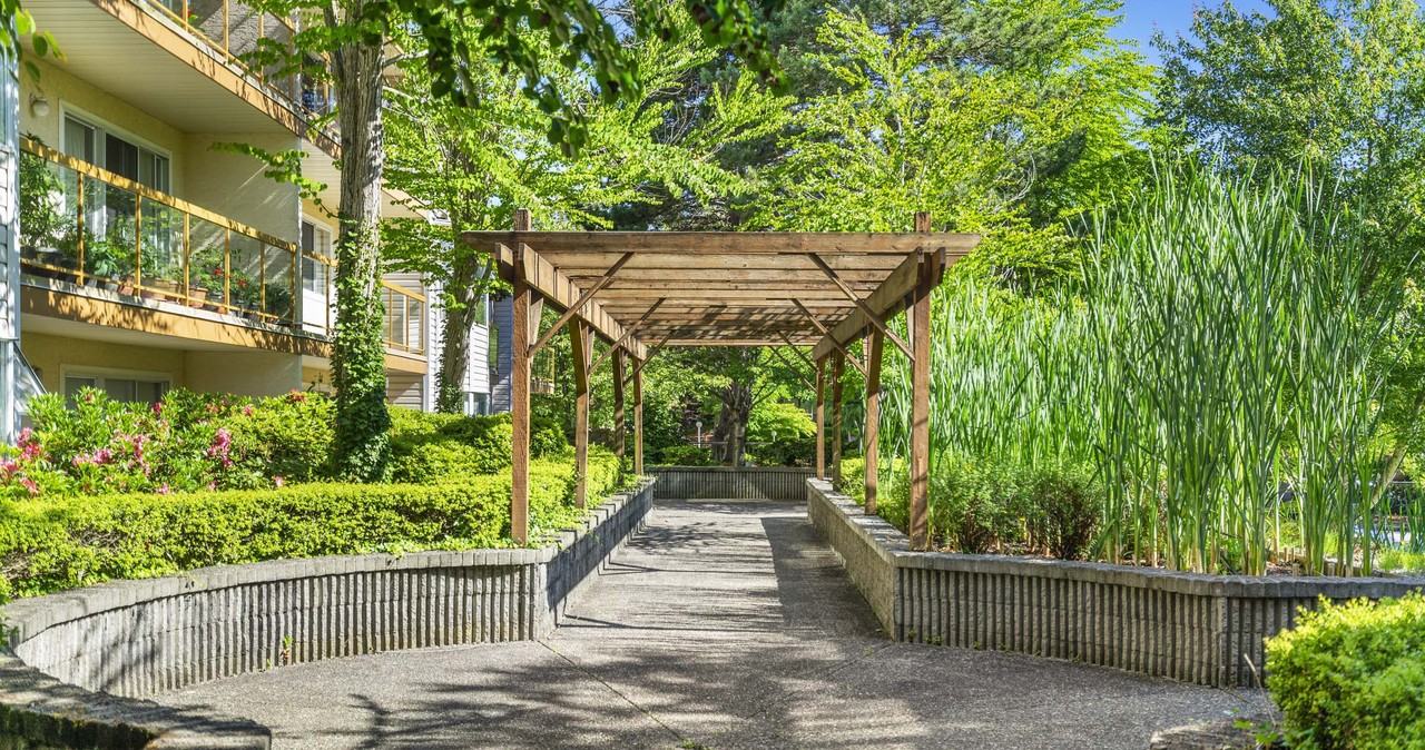 1670 56 Street #405 - Photo 3 of 13