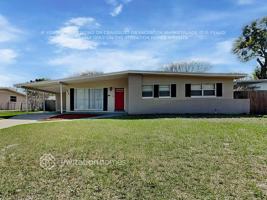 featured image of 5218 Grandview Dr