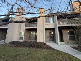 featured image of 5706 S Saint James Pl