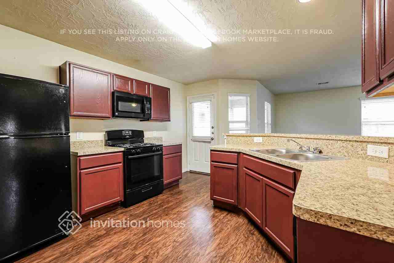 12631 Lady Slipper Rd - Photo 7 of 18