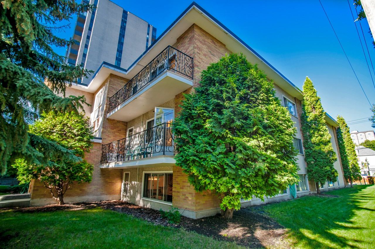 Del Apartments - Photo 3 of 5