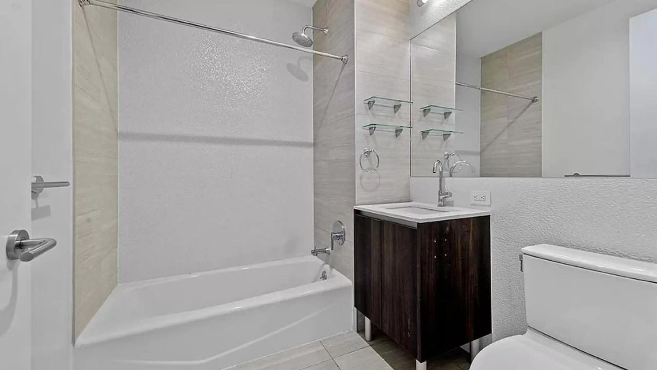 Park Row #6F2 - Photo 7 of 7