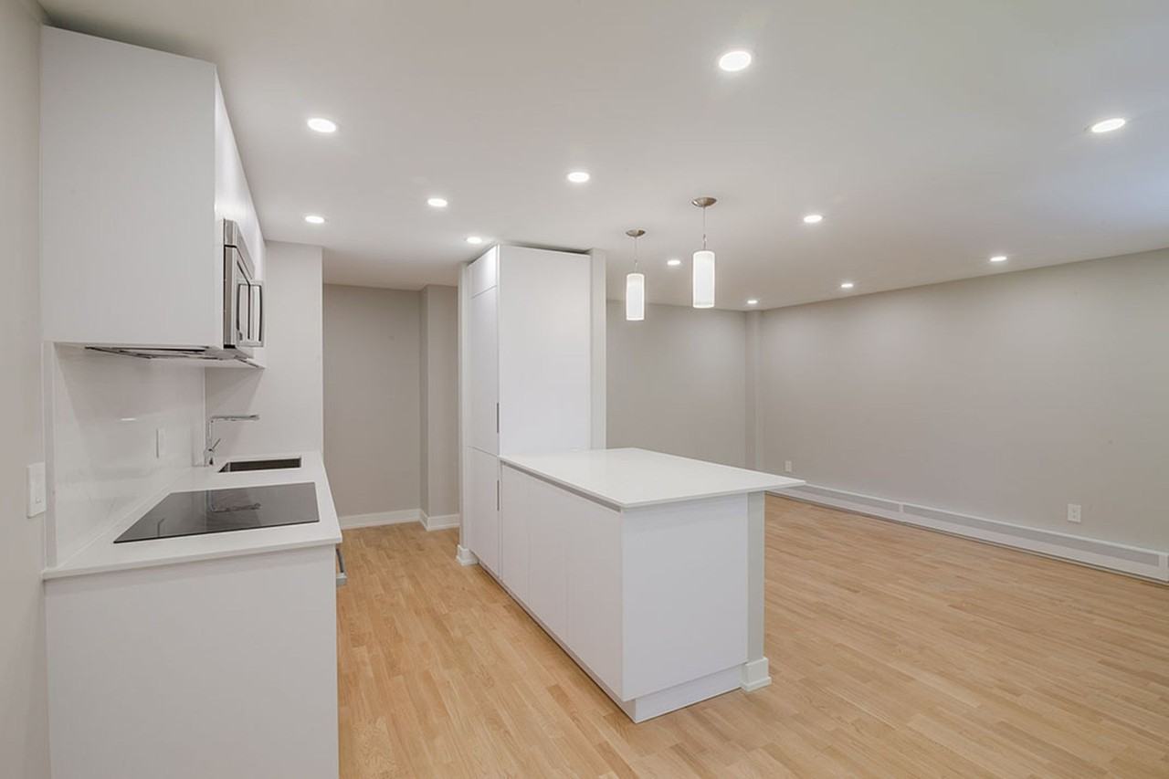 St. Lambert - Photo 3 of 50